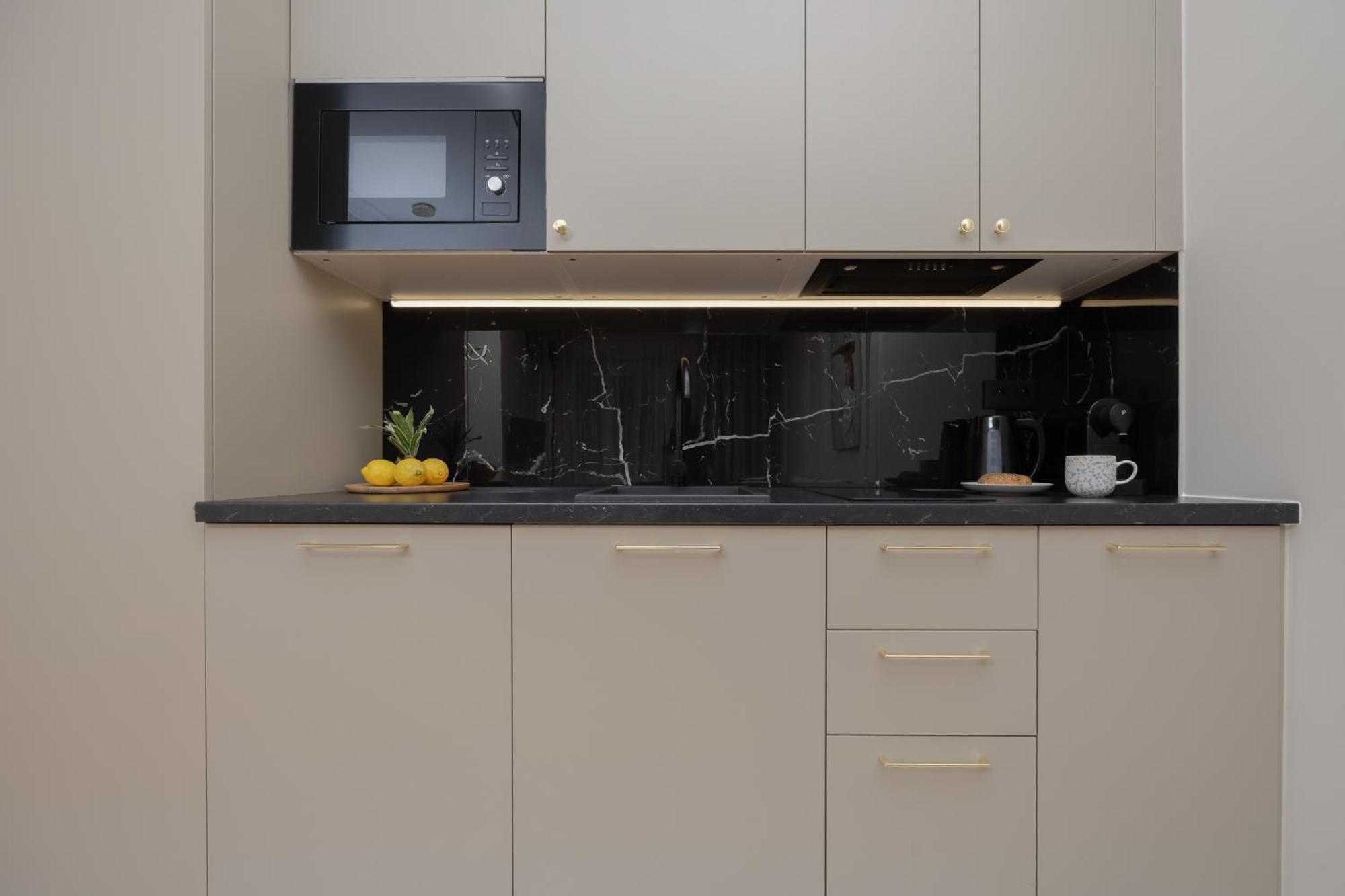 Elegant Apartments Grojecka In Warsaw By Noclegi Renters Exterior photo